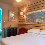 Hotel De Russie 3*
