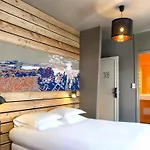 Hotel De Russie