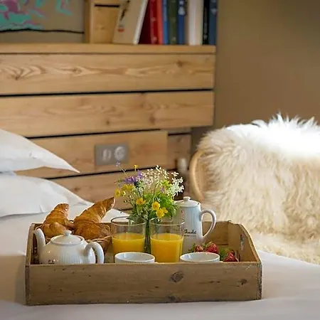 Hotel De Russie