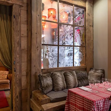 De Russie Hotel