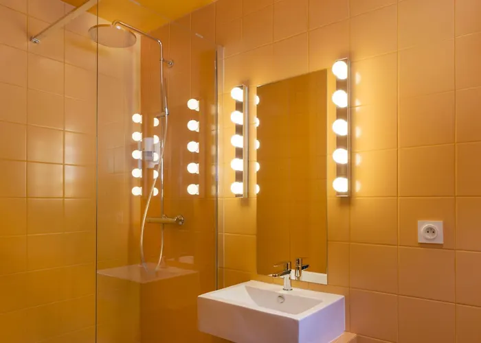 Отель De Russie Ле-Мон-Дор